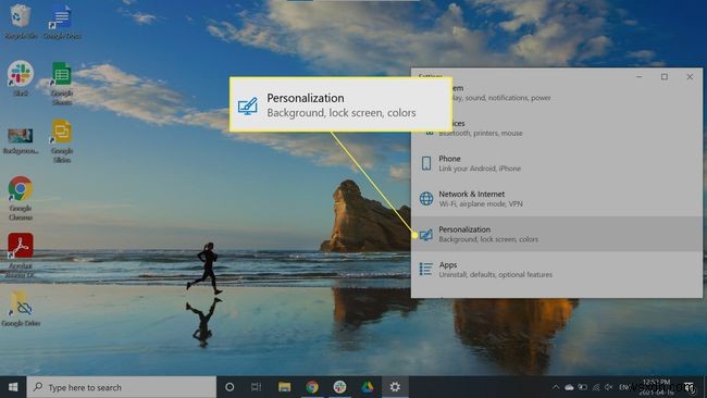 How to Set Different Wallpapers on Dual Monitors