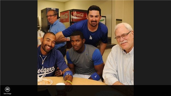 Use Instametrogram to View, Comment And Get Geo-tagged Instagram Photos in Windows 8