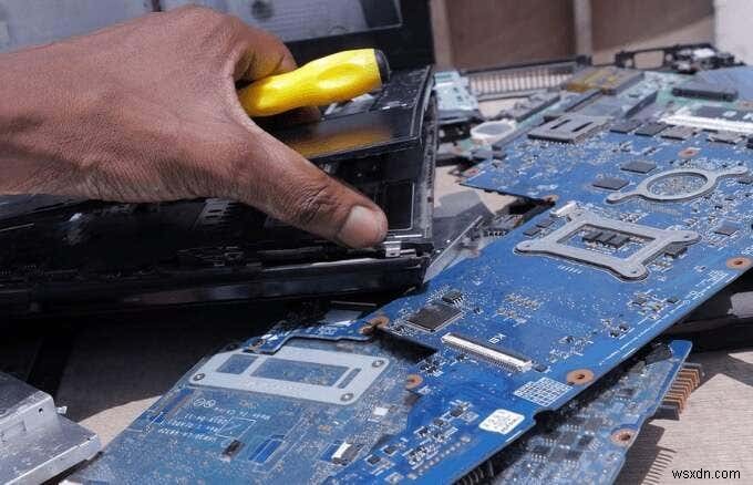 Windows 10 Won’t Boot? 10 Fixes to Try