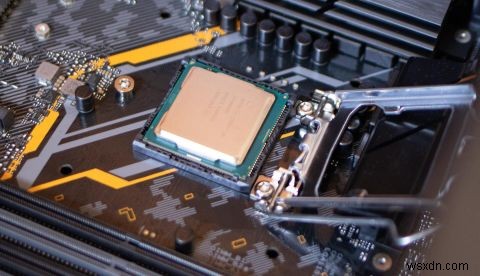 Liquid Metal vs. Thermal Paste: Whats the Best CPU Cooling Option?