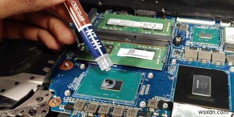 Liquid Metal vs. Thermal Paste: Whats the Best CPU Cooling Option?