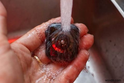 How to Clean Your Apple Watch Safely and Efficiently in 4 Steps