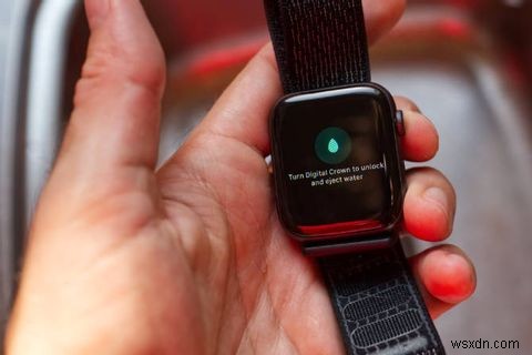 How to Clean Your Apple Watch Safely and Efficiently in 4 Steps