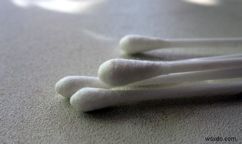 10 Cheap Things to Carry Around in Your Tech Toolkit