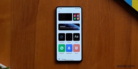 What Is an Android Skin? How Do Phone Makers Change Stock Android?