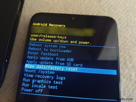 What Is a GSI on Android and How Is It Different to a Custom ROM?