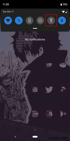 How to Turn Your Phones Flashlight On and Off