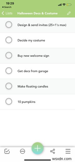 5 iPhone Apps to Help You Run an Amazing Halloween Party