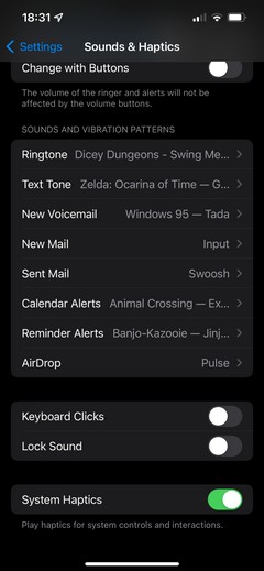All the Ways to Change the Lock Screen on Your iPhone