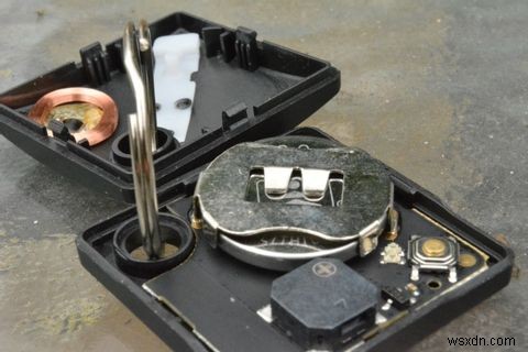 Hideez Digital Key Review: Password Storage On a Keychain