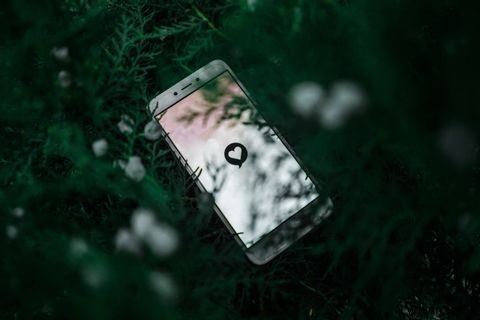 The 5 Worst Tinder Scams: Tips for Dating Safely on Tinder