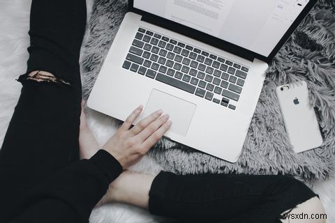 6 Reasons to Avoid Cloud Services and Keep Your Feet on the Ground