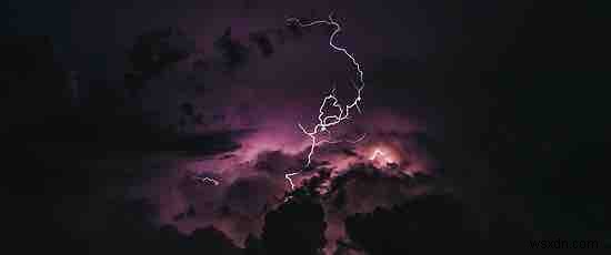 20 Wallpapers for Dark Mode on Ultra Wide Screen Monitors