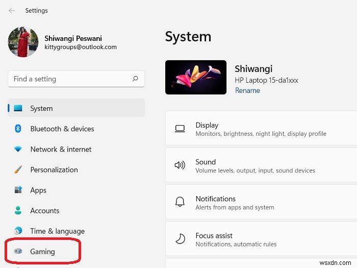 Use the empty Space on Windows 11 Taskbar to display Performance Stats