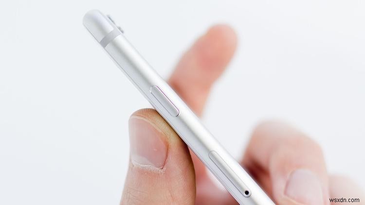 How to fix an iPhone or iPad that wont turn on