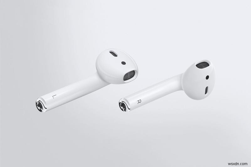 How to charge iPhone and listen to music