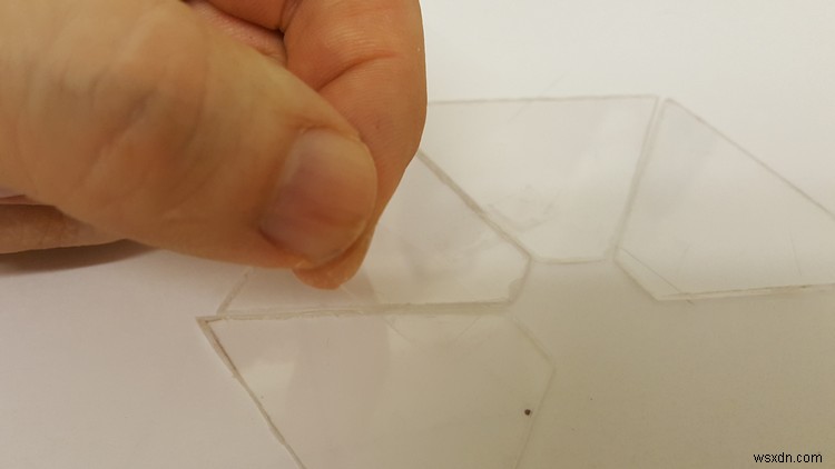 How to make an iPhone hologram projector