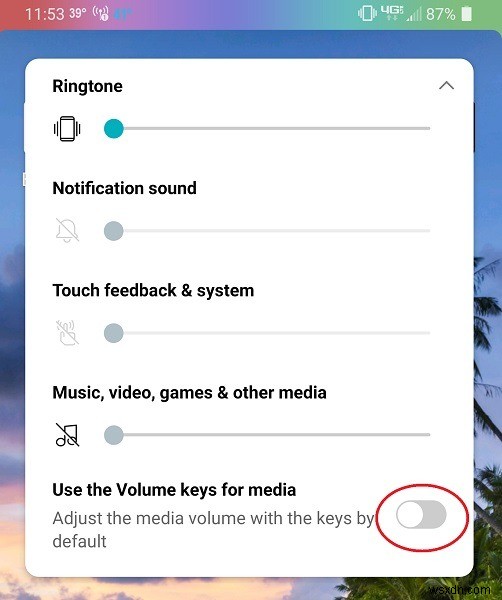 How to Block the Volume Buttons on Android