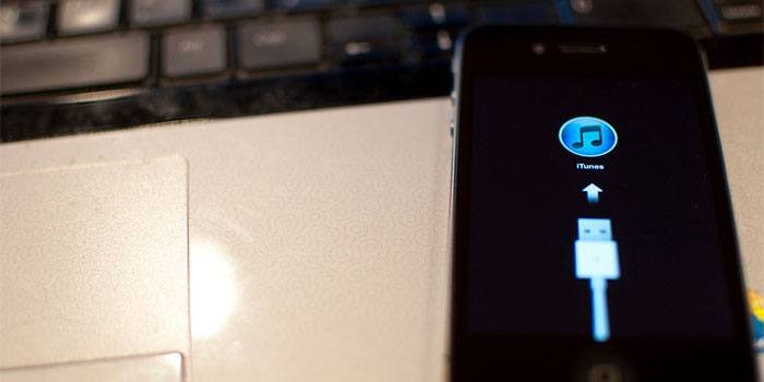 Do You Still Need to Jailbreak Your iPhone in 2018?