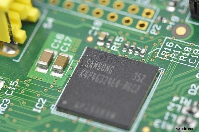 The Difference Between 32-bit and 64-bit Smartphones [MTE Explains]