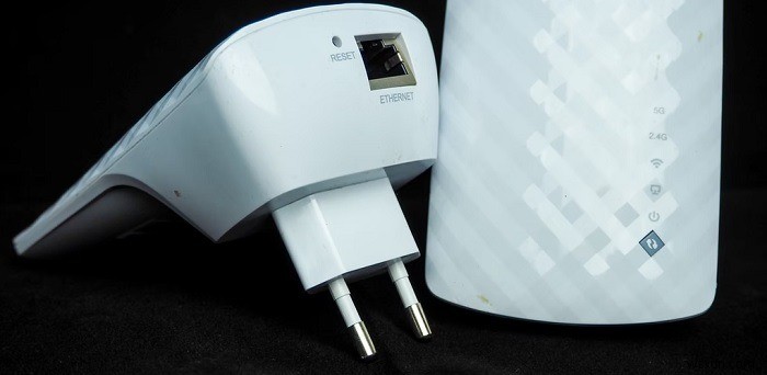 Wireless Mesh, Ethernet-Over-Power Line, Extender, Repeater – Which Do You Need?