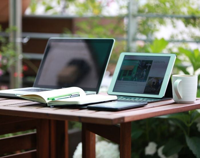 What to Look for When Choosing a Portable Monitor