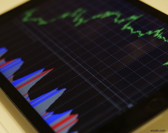 What to Look for When Choosing a Portable Monitor