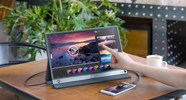 What to Look for When Choosing a Portable Monitor