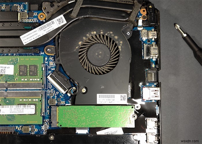How to Fix an Overheating Laptop from Its Internals