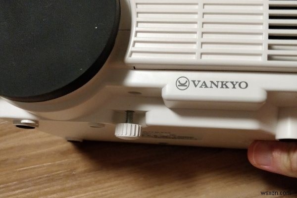 Vankyo Leisure 3 Portable Projector Review