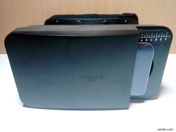 Moggles Portable Mobile VR Goggles Review