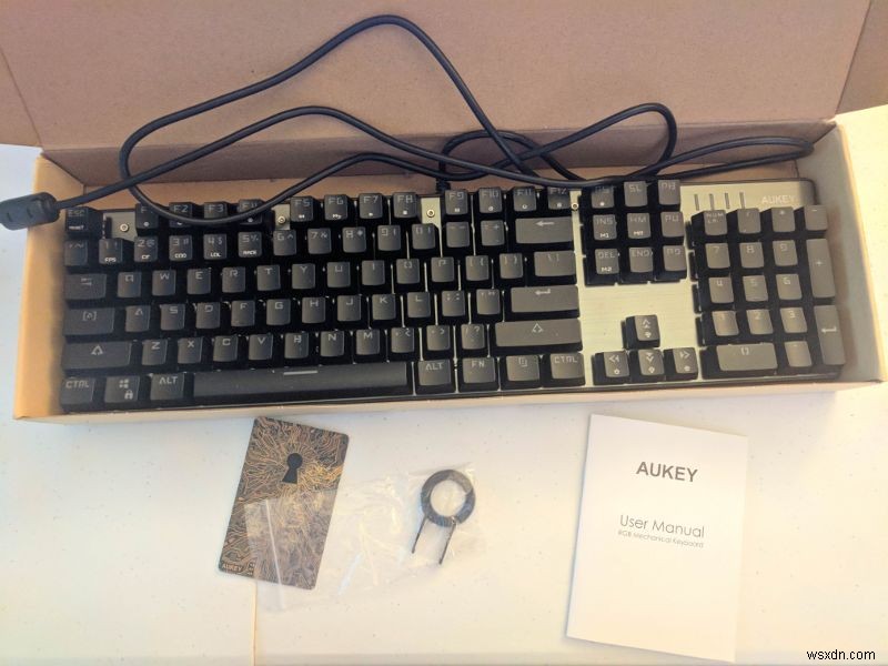 AUKEY KM-G3 Mechanical Gaming Keyboard Review and Giveaway