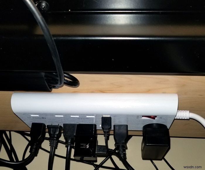 VertDesk Review: A Quality, Customizable Electric Standing Desk