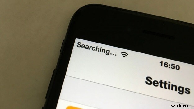 FIX: iPhone 4 showing “Searching/No Service”
