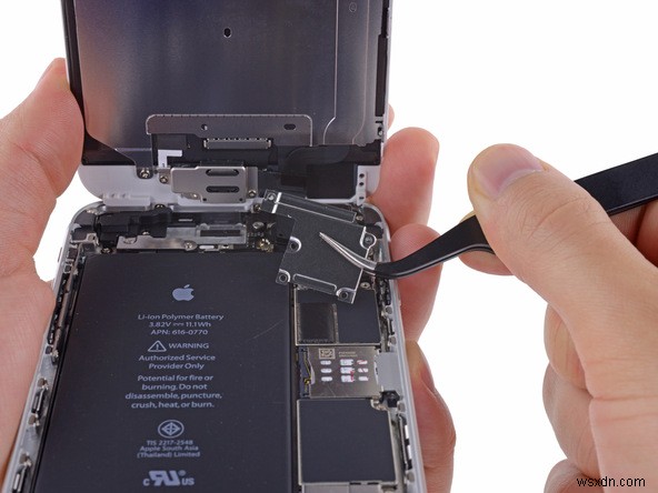 How to: Replace 5 GHz WiFi Antenna for iPhone 6 Plus