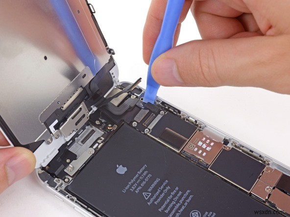 How to: Replace 5 GHz WiFi Antenna for iPhone 6 Plus