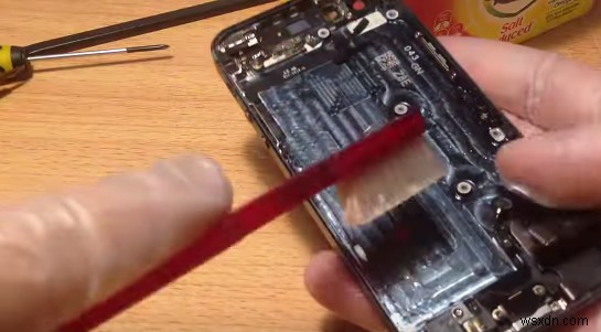How to Repair a water damaged iPhone 5