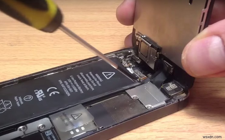 Replace iPhone 5/5s/5c Charging Port or Dock Connector