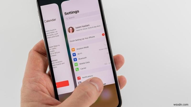 Phone App Not Working After Updating To iOS 15? Here’s How To Fix It
