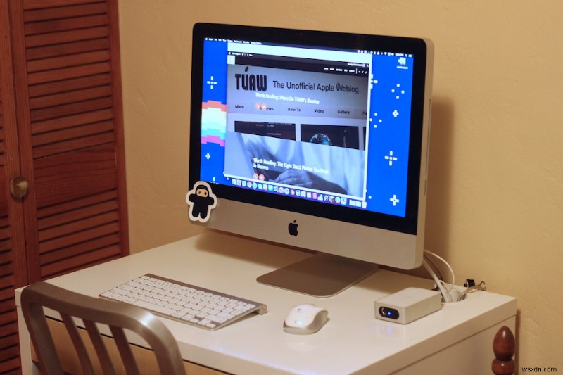 Get To Work: How I Get By With A Small Workspace