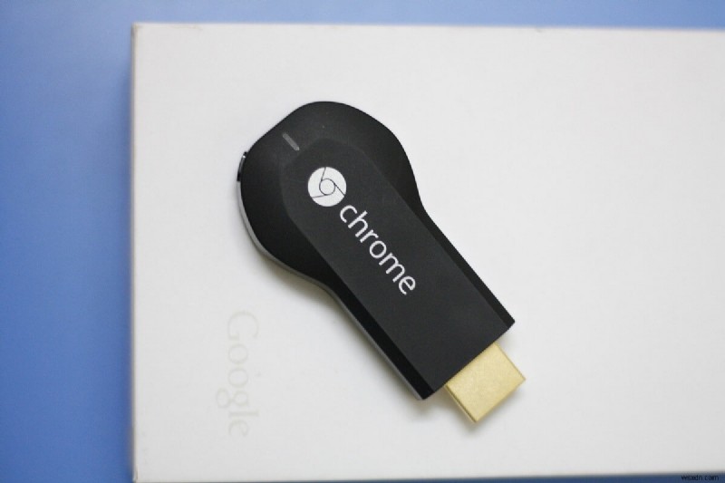 How to Mirror Your Android or iPhone Screen to Chromecast