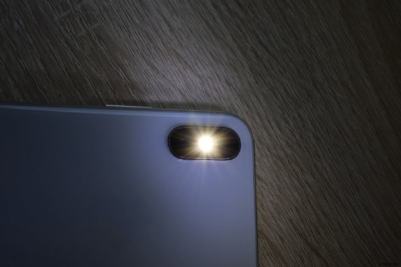 6 Ways To Turn On Flashlight On Android Devices