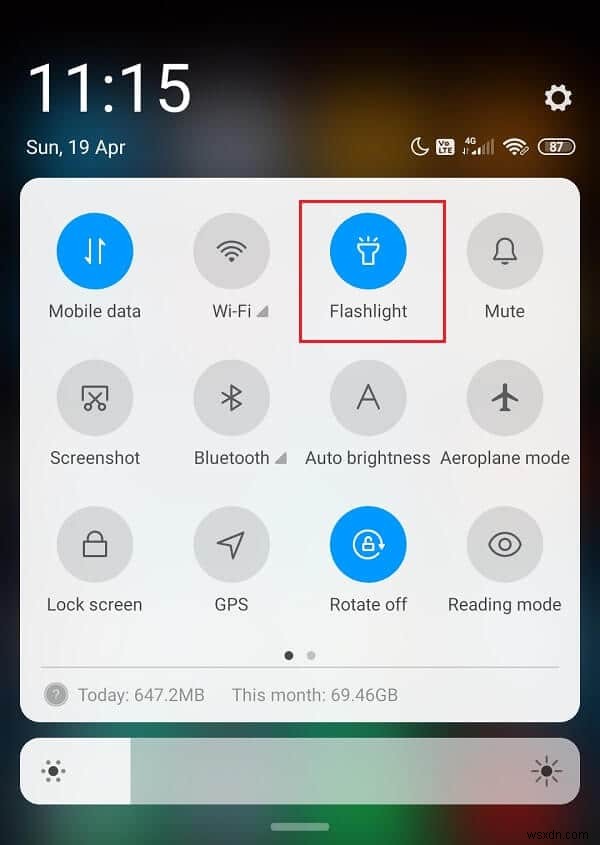 6 Ways To Turn On Flashlight On Android Devices