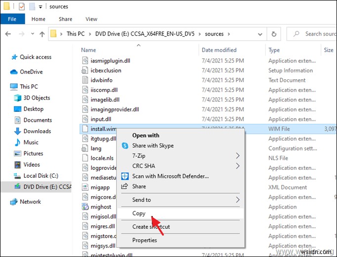 How to Install Windows 11 Insider Preview Without TPM 2.0 and Secure Boot.
