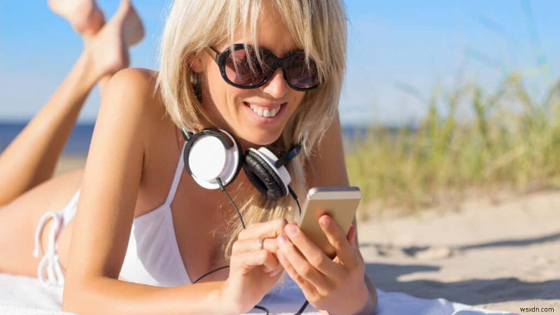 8 Reasons Why Your iPhone Charging Port Is Loose (And How to Fix)