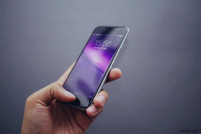 15 Best iPhone Lock Screens