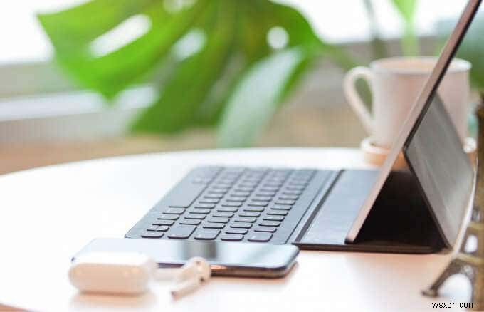 iPhone Not Charging? 6 Fixes to Try