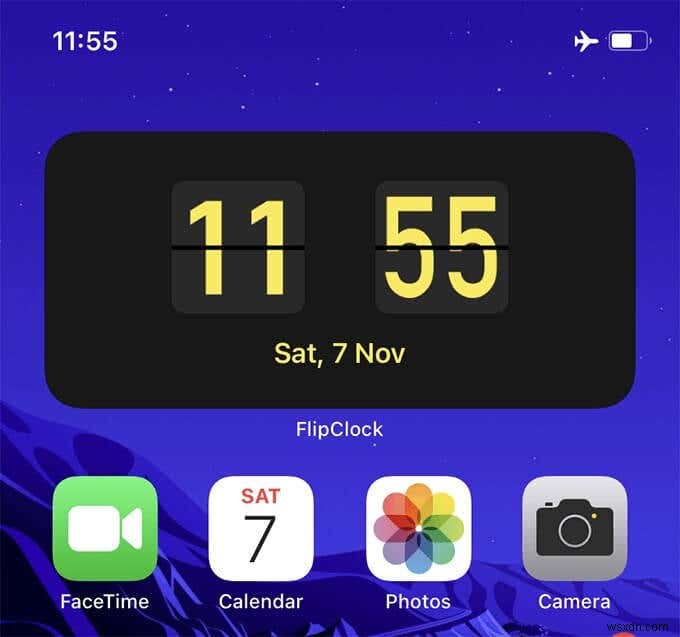 10 Best Clock Widgets for the iPhone Home Screen
