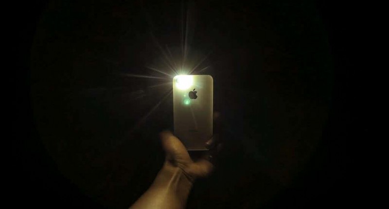 9 Fixes When iPhone Flashlight Not Working