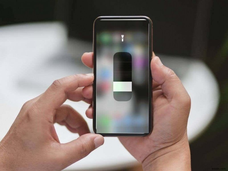9 Fixes When iPhone Flashlight Not Working